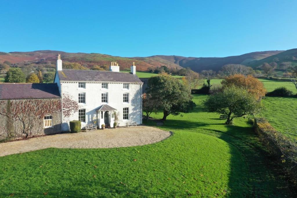 Georgian Country House -Panoramic Views -Sleeps 12 里辛 外观 照片