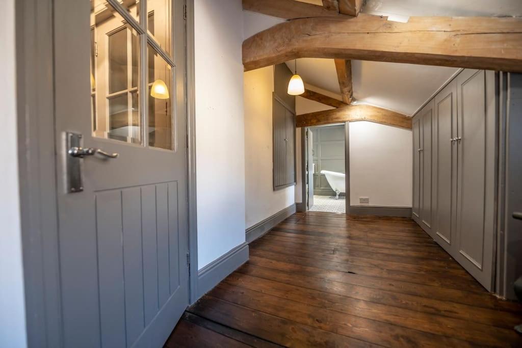 Georgian Country House -Panoramic Views -Sleeps 12 里辛 外观 照片